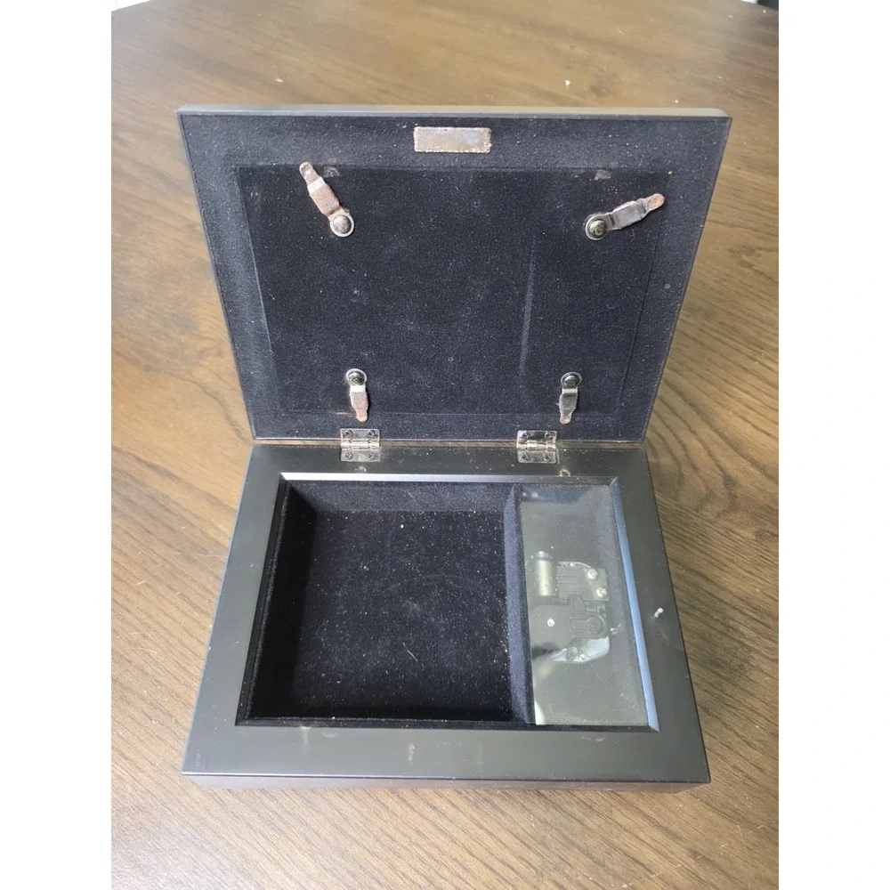 Black Lacquered Jewelry Box Iris Floral Musical‎ Lined Mirror Japan - Works